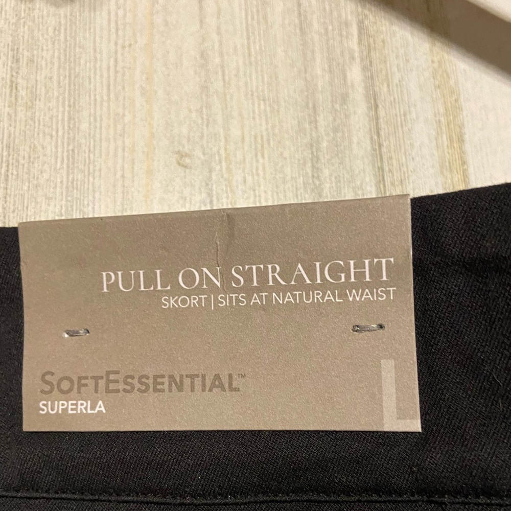 NWT Soft Surroundings Black Pull On Straight Skorts Large - Picture 10 of 11